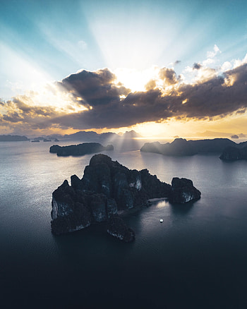 Nature, Sea, Rocks, Rays, Beams, Dahl, Distance HD phone wallpaper