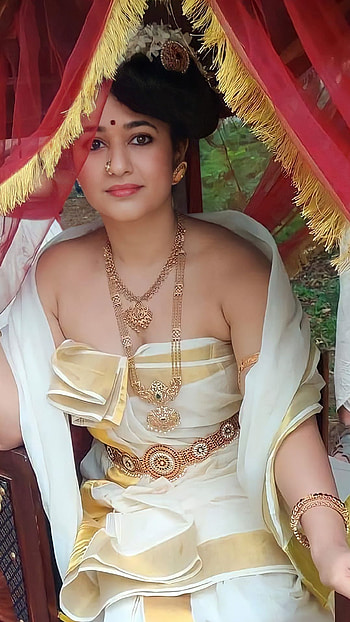 Poonam Bajwa, kerala style HD phone wallpaper