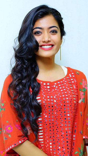 Rashmika Mandanna Ki, Beautiful South Heroine HD phone wallpaper