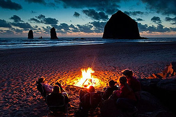 Beach Party, at night, party, , beautiful, beach HD wallpaper