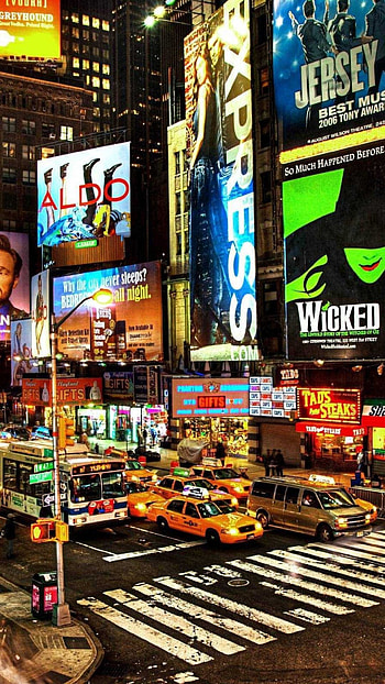New York City streets, Energetic atmosphere, Tourist favorite, Vibrant colors HD phone wallpaper