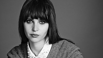 Felicity Jones In 2018 Monochrome, felicity-jones, celebrities, girls, monochrome, black-and-white HD wallpaper