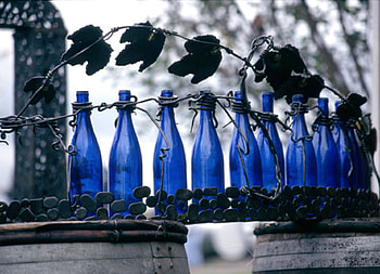Blue Wine Bottles, blue, bottles, graphy, light HD wallpaper