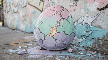 : Urban Pastel Dino Egg Hatching, Sculpture HD wallpaper