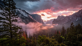 Misty Yosemite, yosemite, national-park, nature, mountains, sky, trees HD wallpaper
