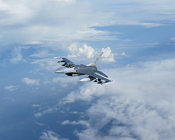 F-16 Fighting Falcon Soars - Military, General Dynamics F-16 Fighting Falcon, military HD wallpaper