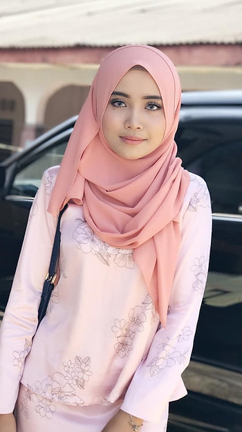 Muslim Girl , Beautiful Woman HD phone wallpaper