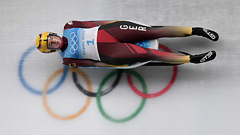 Luge, Women's luge heats, Geisenberger, Crash HD wallpaper