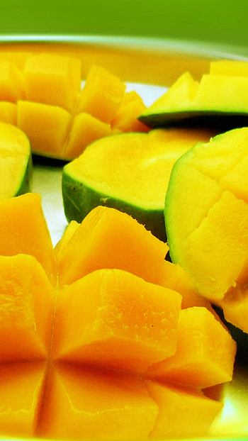 High-quality mango , Stunning background , Variety of options, Visual appeal HD phone wallpaper