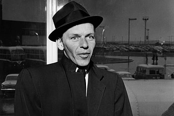 Frank Sinatra, Love affair with melodies, Mistresses & the mob, Melodic journey HD wallpaper