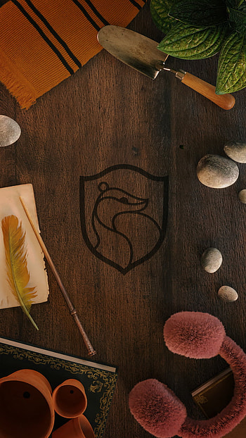 Hufflepuff Crest — Cozy Harry Potter Vibes, movie, Harry Potter HD phone wallpaper
