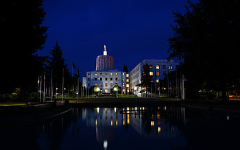 Around Towne Taxi, Limo, Travels HD wallpaper