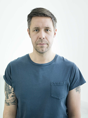 Paddy Considine, Volatile actor, Unusual ailment HD phone wallpaper