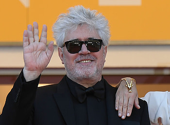 Pedro Almodovar, Panama papers, Against tax havens HD wallpaper