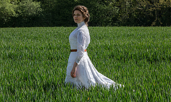 Hayley Atwell In White Dress, hayley-atwell, celebrities, girls HD wallpaper