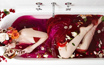 AQUOUS FLORA, mirror, model, red, flowers, water HD wallpaper