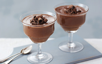 Indulgent chocolate dessert , Rich and velvety pudding, Decadent sweet treats, Gourmet food graphy HD wallpaper