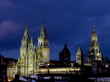 Church in Santiago, night, building, church, lights HD wallpaper