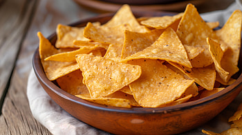 Crispy Tortilla Chips, chips, nachos, snack, food HD wallpaper