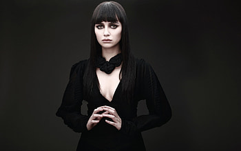 Birce Akalay, Actress, brunette, crying HD wallpaper