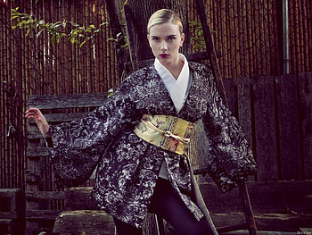 Scarlett Johansson, scarlett, kimono, johansson, blonde HD wallpaper