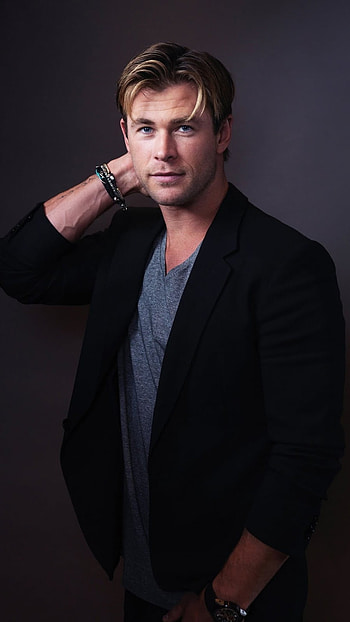 Chris Hemsworth, Chris Hemsworth Hollywood Hero HD phone wallpaper