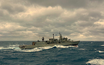 HS Kountouriotis, F-462, Hellenic Navy, Greek frigate, Elli-class frigate, sea, storm, frigates, Greek warships, Greece HD wallpaper