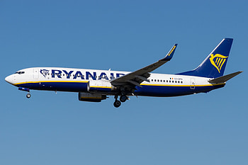Ryanair, Faces backlash, South African passengers, Fill in questionnaire HD wallpaper