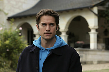Gabriel, Emily in Paris HD wallpaper