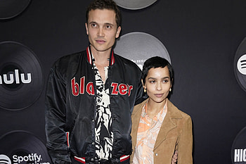Zo Kravitz, Divorced, Karl Glusman, Relationship news HD wallpaper