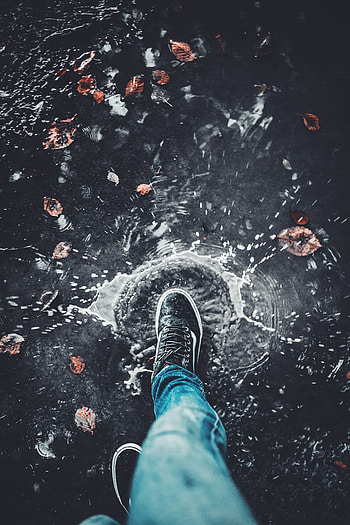 Water, Miscellanea, Miscellaneous, Wet, Spray, Puddle, Leg HD phone wallpaper
