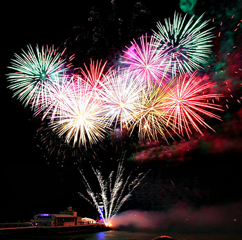 Happy Diwali, sky, magenta, beautiful sky, fireworks, firecrackers HD wallpaper