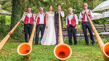 Alphorn , Alphorn experience, Swiss customs, Swiss alphorn HD wallpaper