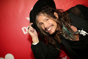Steven Tyler, New Vegas catchphrase, Hilarity ensues, WLS FM interview HD wallpaper