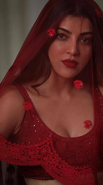 Kajal Agarwal, multilingual actress, sexy gorgeous, model HD phone wallpaper