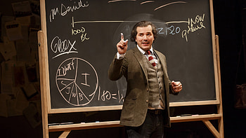 John Leguizamo, Latin history for morons, Broadway review, Theatrical performance HD wallpaper