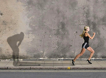 Running Girl, funny HD wallpaper
