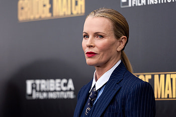 Kim Basinger, , Timeless beauty, Captivating allure HD wallpaper