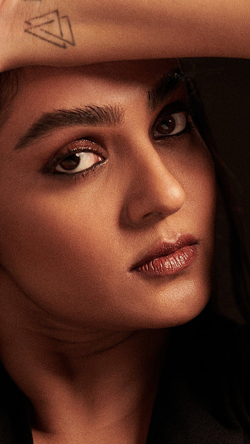 Parvati menon, malayalam actress HD phone wallpaper