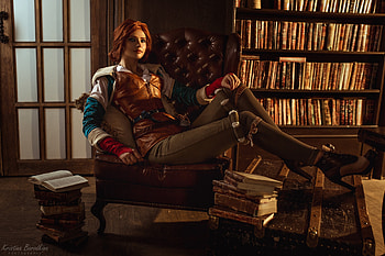 Cosplay ~ Triss Merigold, model, triss merigold, cosplay, redhead, girl, kristina borodkina, the witcher, woman HD wallpaper