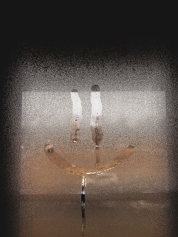 Drops, Miscellanea, Miscellaneous, Wet, Glass, Smile, Window, Emoticon, Smiley HD phone wallpaper