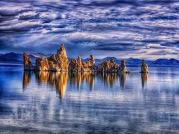 Solitary, sea, oceans, peaceful, rocks, reflection, mirrored, clouds, nature, sky, calm HD wallpaper