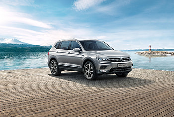 Volkswagen Tiguan, tyre, Car, Volkswagen, Tiguan HD wallpaper