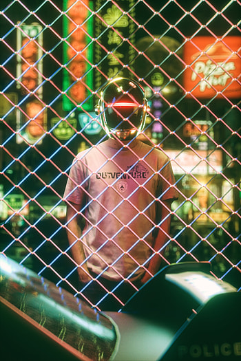 Silhouette, Miscellanea, Miscellaneous, Grid, Cyberpunk, Neon, Helmet HD phone wallpaper