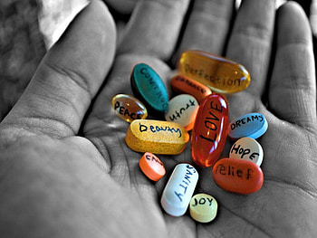 Healthy life, life, pills, health, hand HD wallpaper