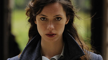 Rebecca Hall, Mrs Darling, Disney's Peter Pan & Wendy HD wallpaper
