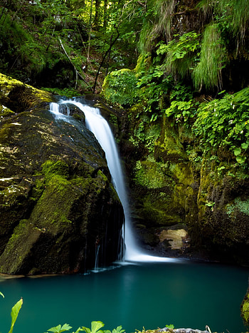 Newest iPad , Beautiful waterfall scenes, Serenity of nature, Google HD phone wallpaper
