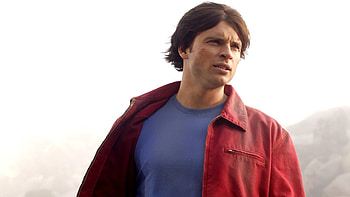 Tom Welling as Superman, Robert Pattinson's Batman, Geektyrant HD wallpaper