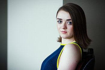 Maisie Williams 2018, maisie-williams, celebrities, girls HD wallpaper