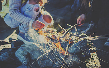 Bonfire, Miscellanea, Miscellaneous, Legs, Hands HD wallpaper